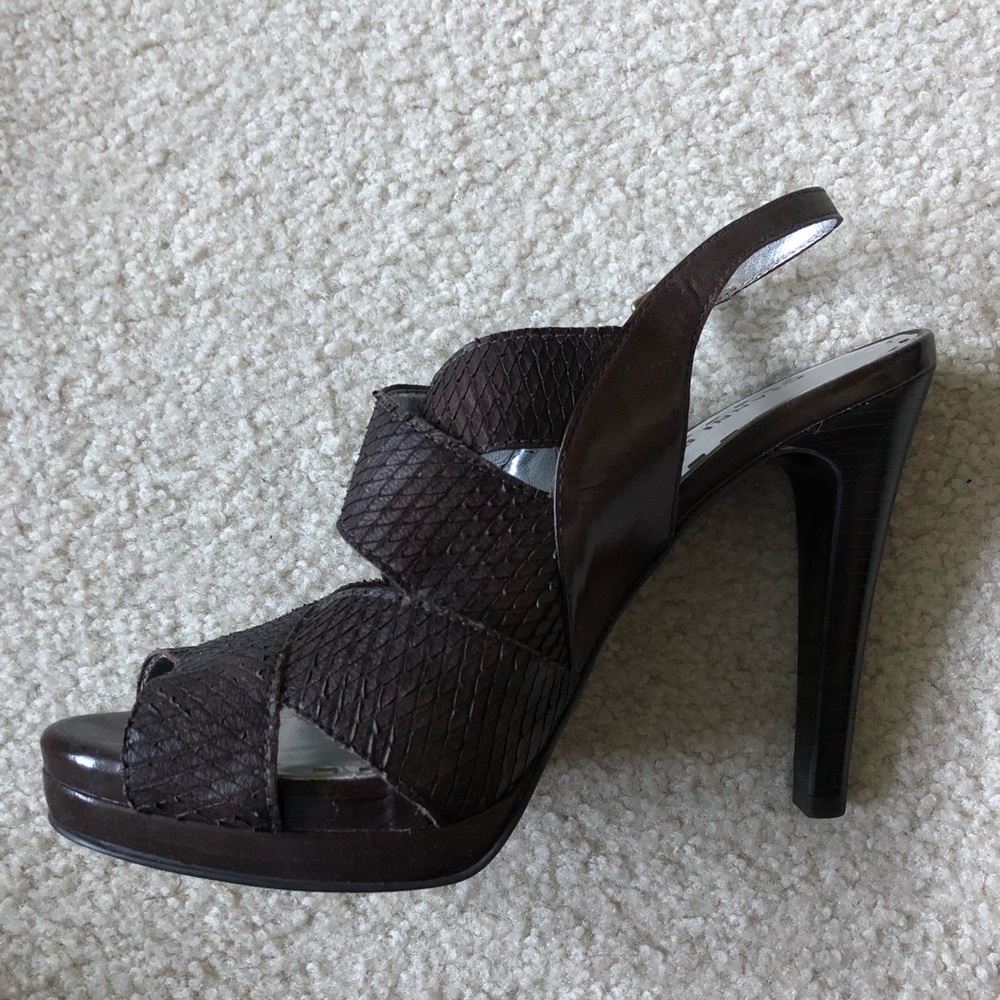Shoes - Picture 3 of 4